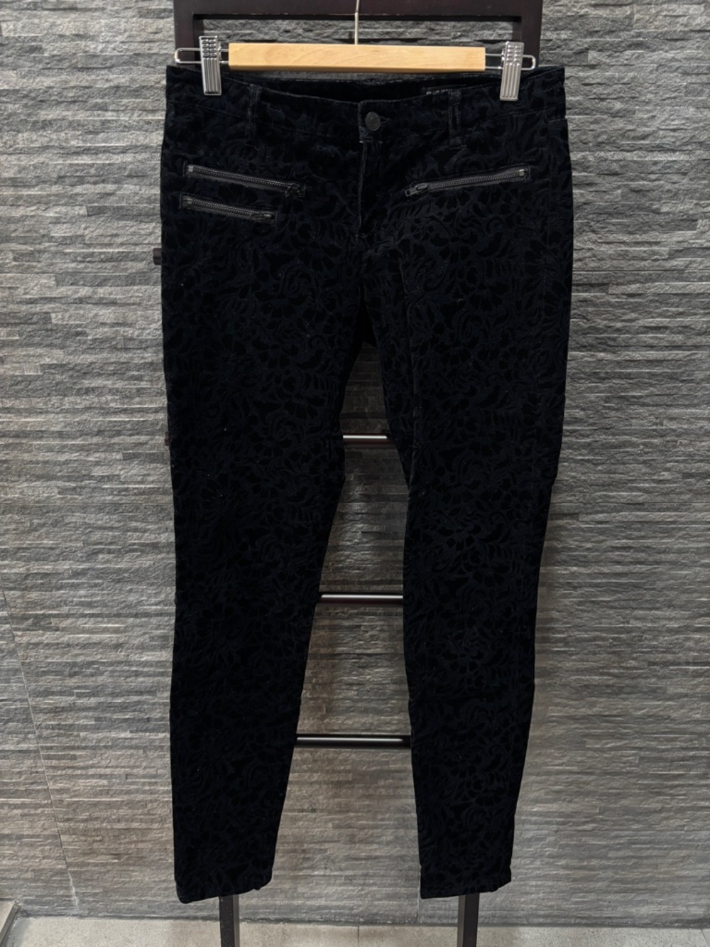 Club Monaco Black Floral Velvet Slim Pants